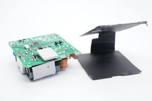 内置必易微快充方案过六级能效认证 奥源65W PD快充充电器PCBA方案板拆解